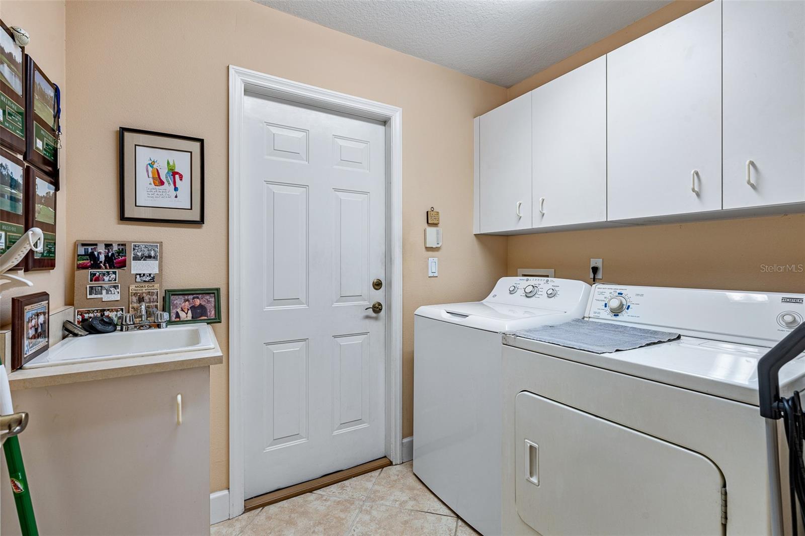 Image 22 of 62 For 1283 Royal Pointe Lane