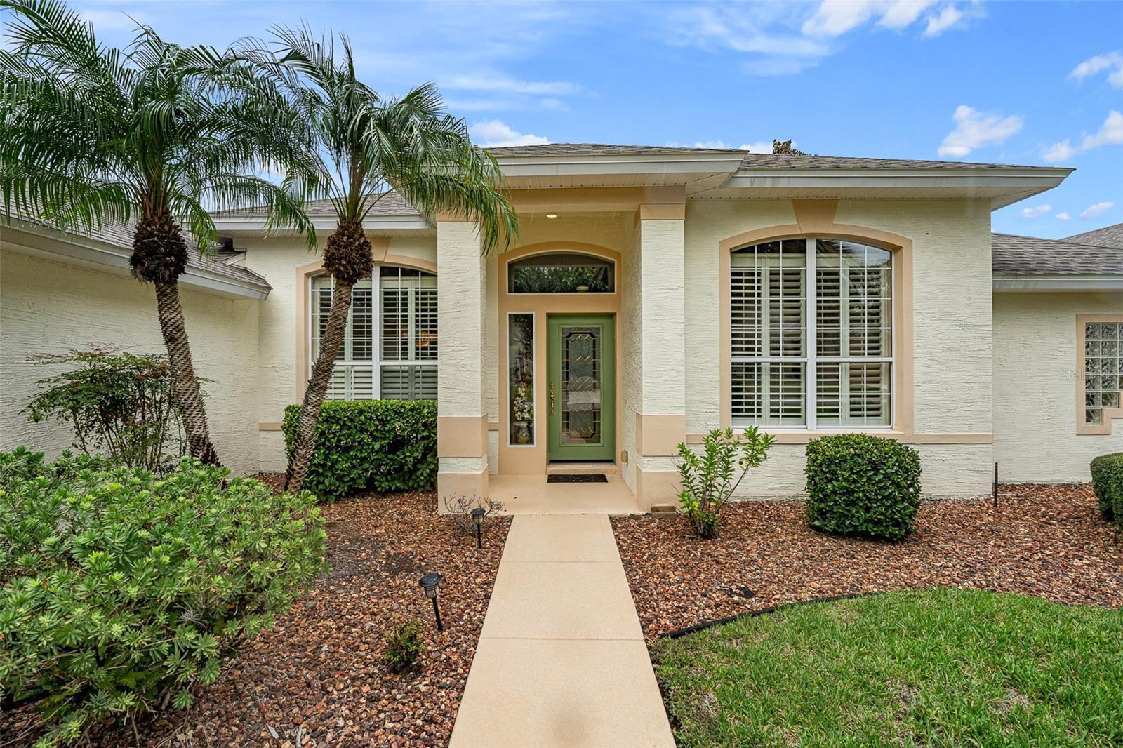 Image 4 of 62 For 1283 Royal Pointe Lane