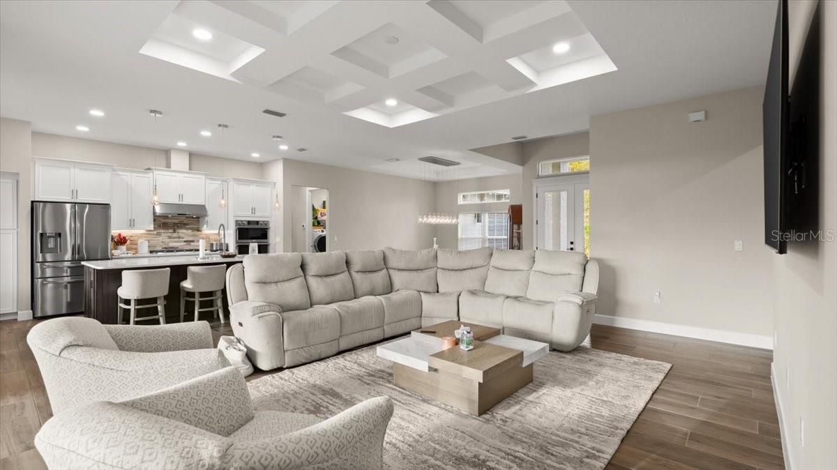 Image 26 of 42 For 29 Old Oak Drive S