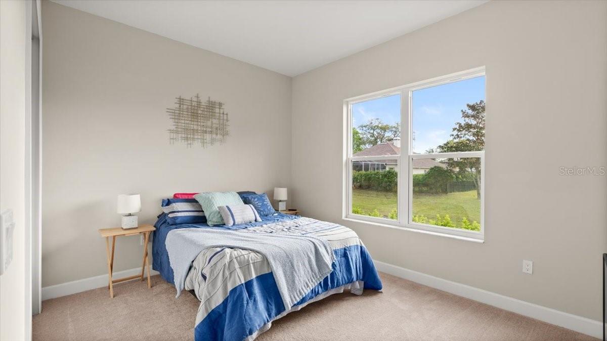 Image 27 of 42 For 29 Old Oak Drive S