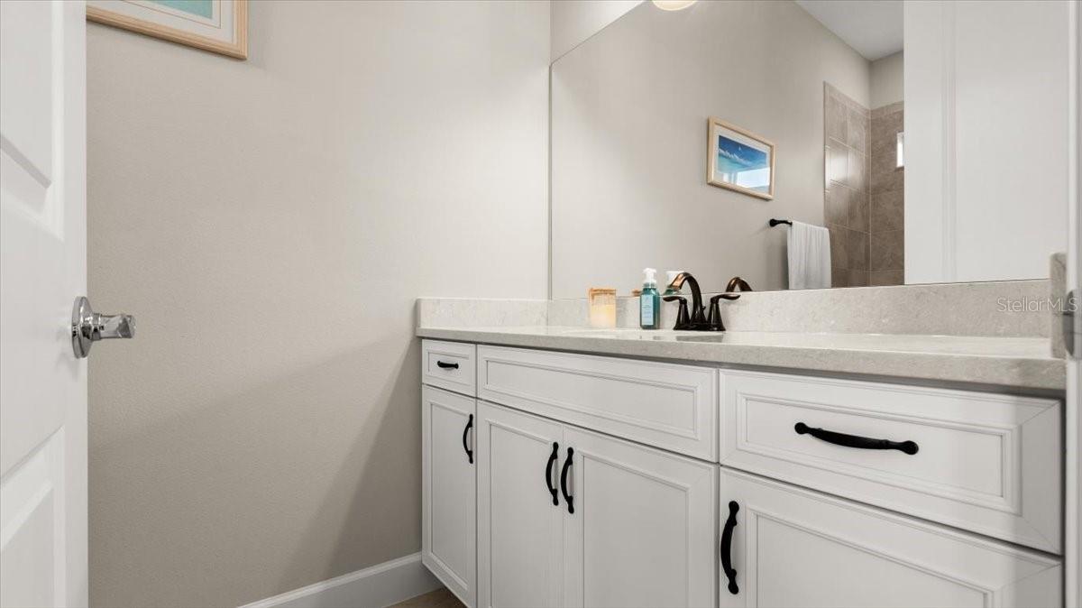 Image 28 of 42 For 29 Old Oak Drive S