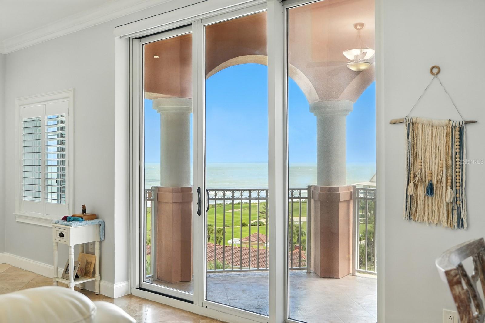 Image 12 of 74 For 200 Ocean Crest Drive Unit 655