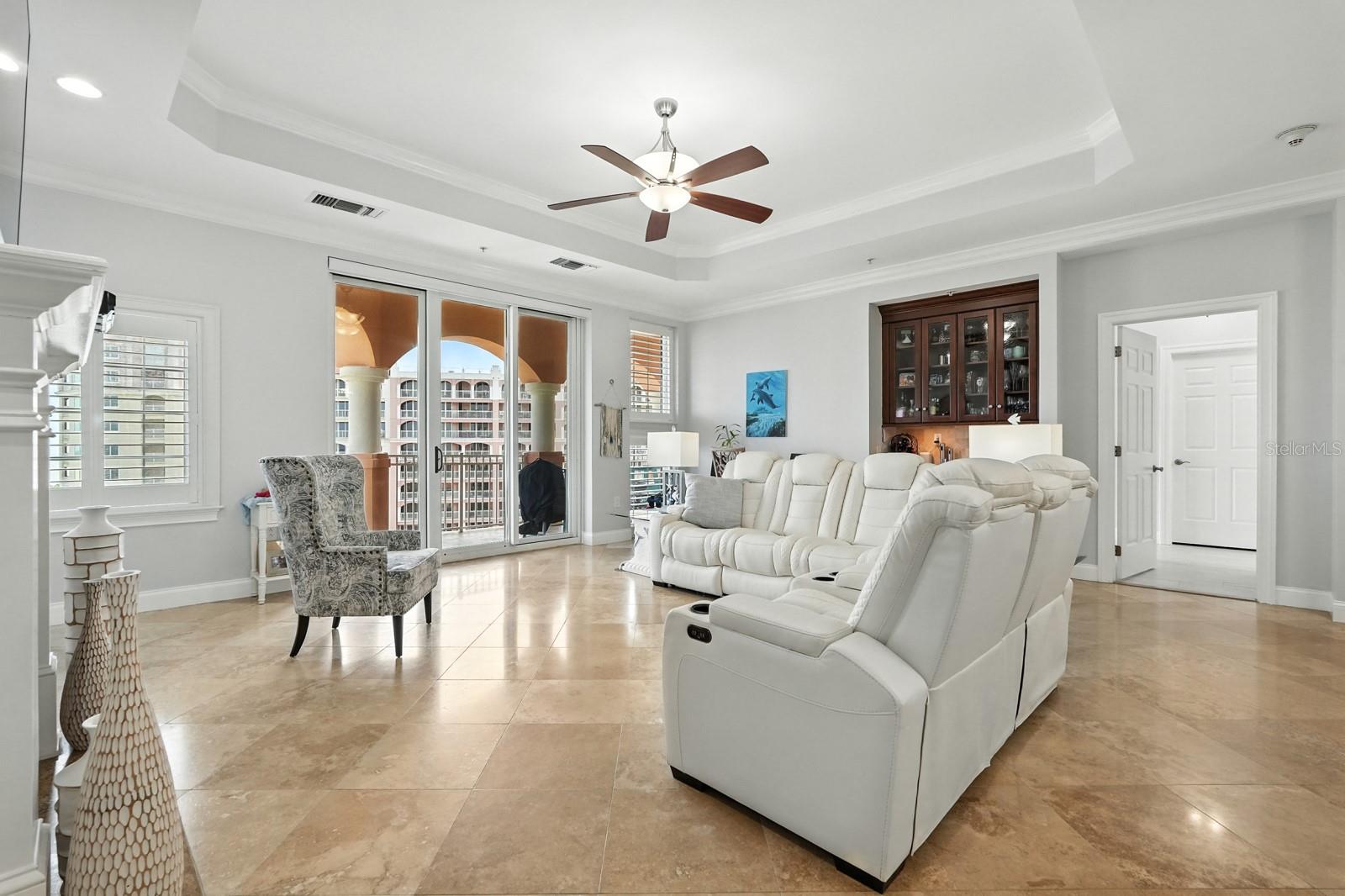 Image 13 of 74 For 200 Ocean Crest Drive Unit 655