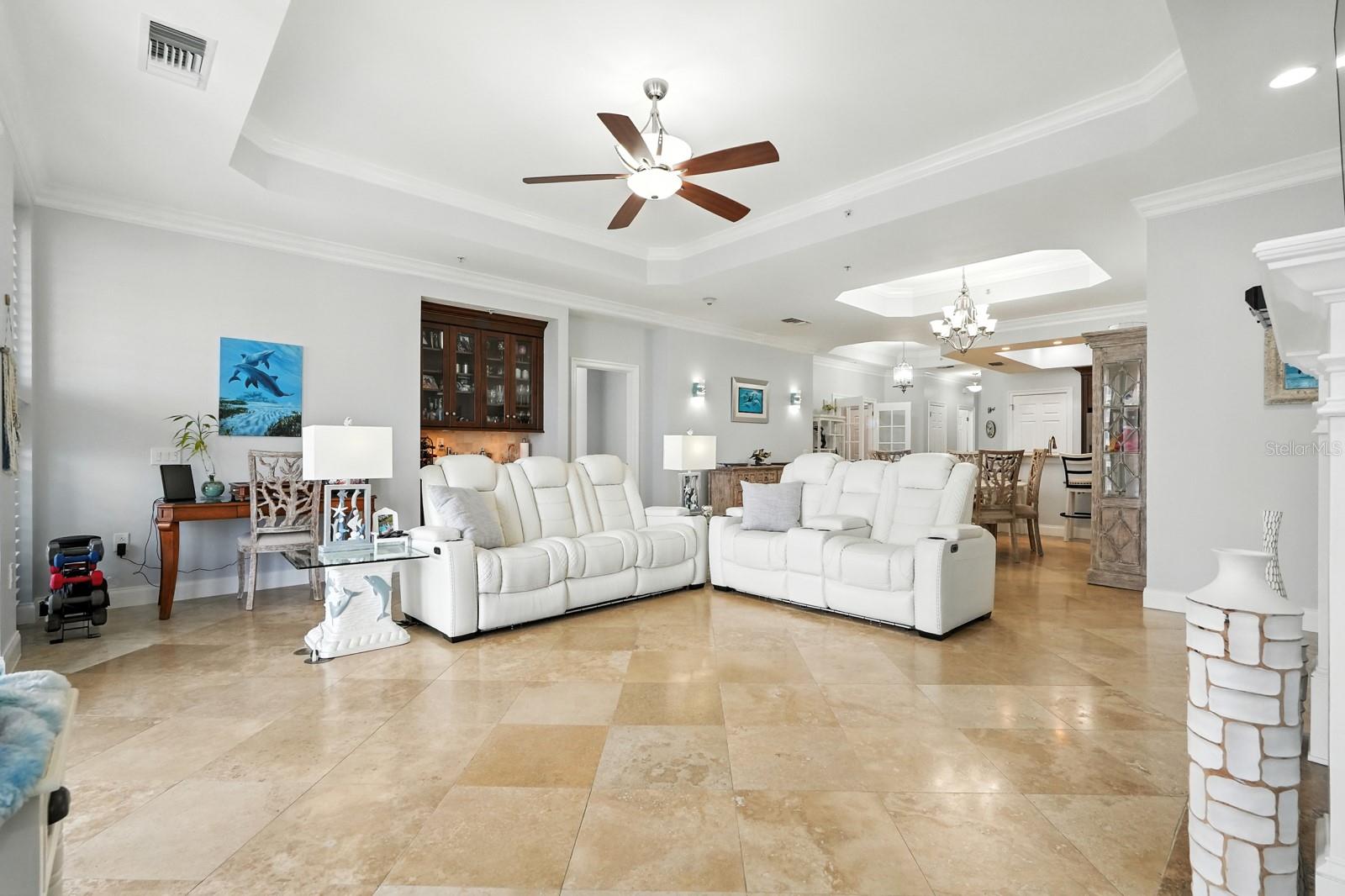 Image 15 of 74 For 200 Ocean Crest Drive Unit 655