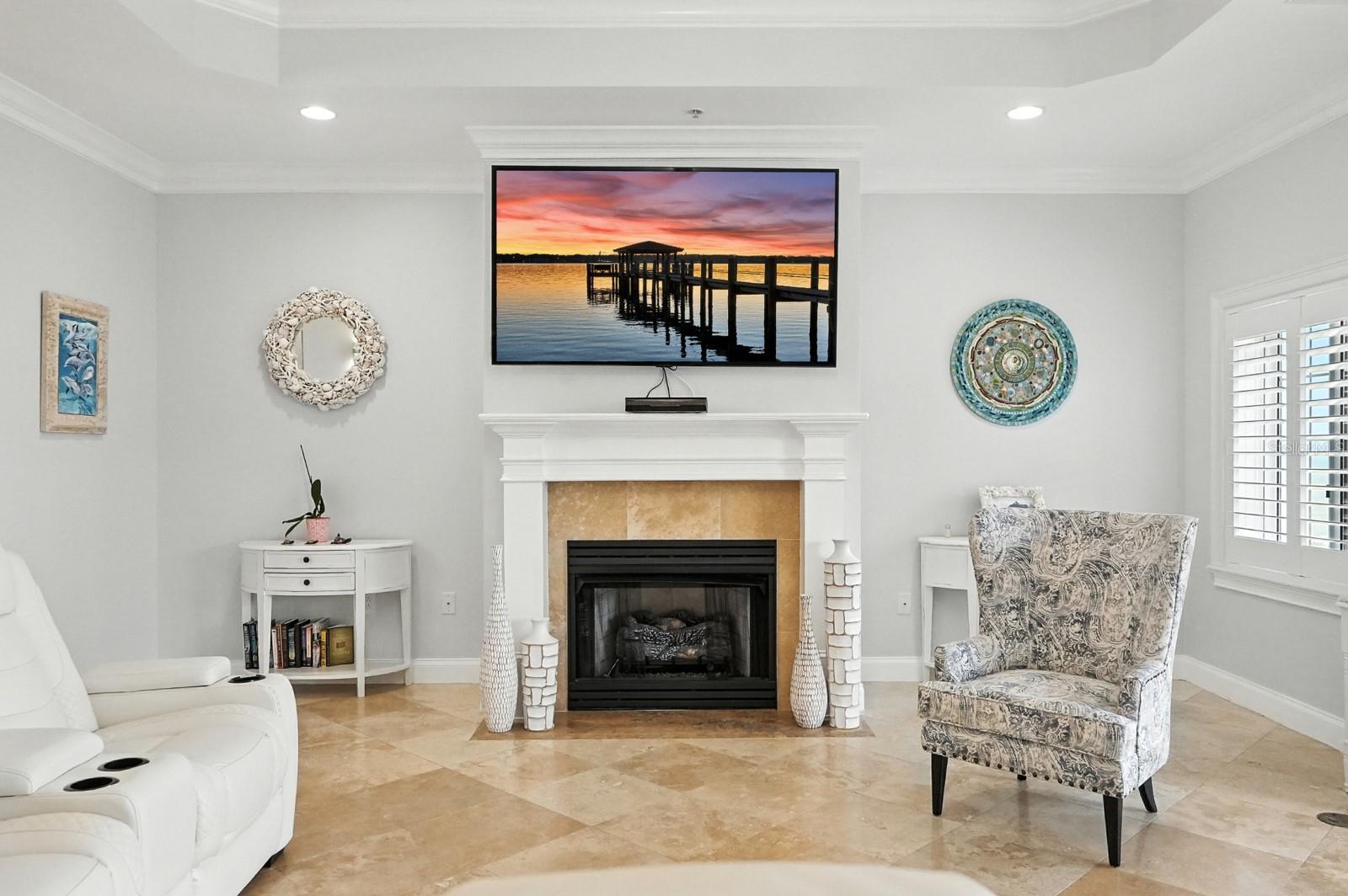 Image 16 of 74 For 200 Ocean Crest Drive Unit 655