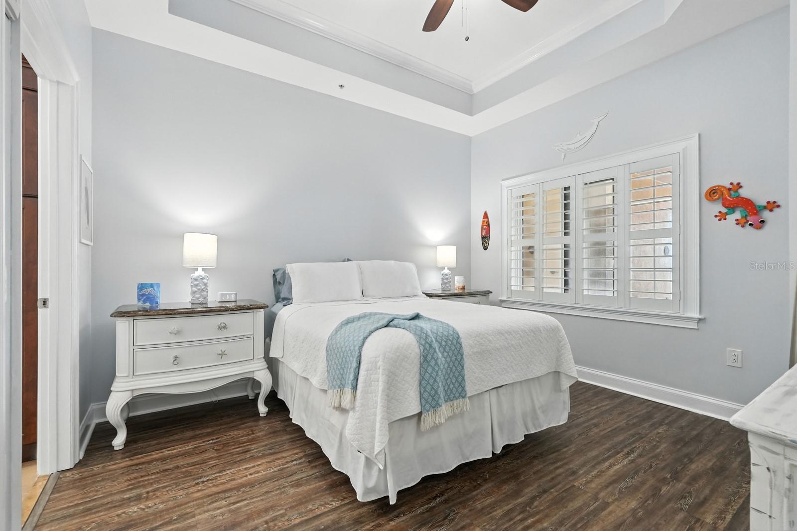Image 42 of 74 For 200 Ocean Crest Drive Unit 655