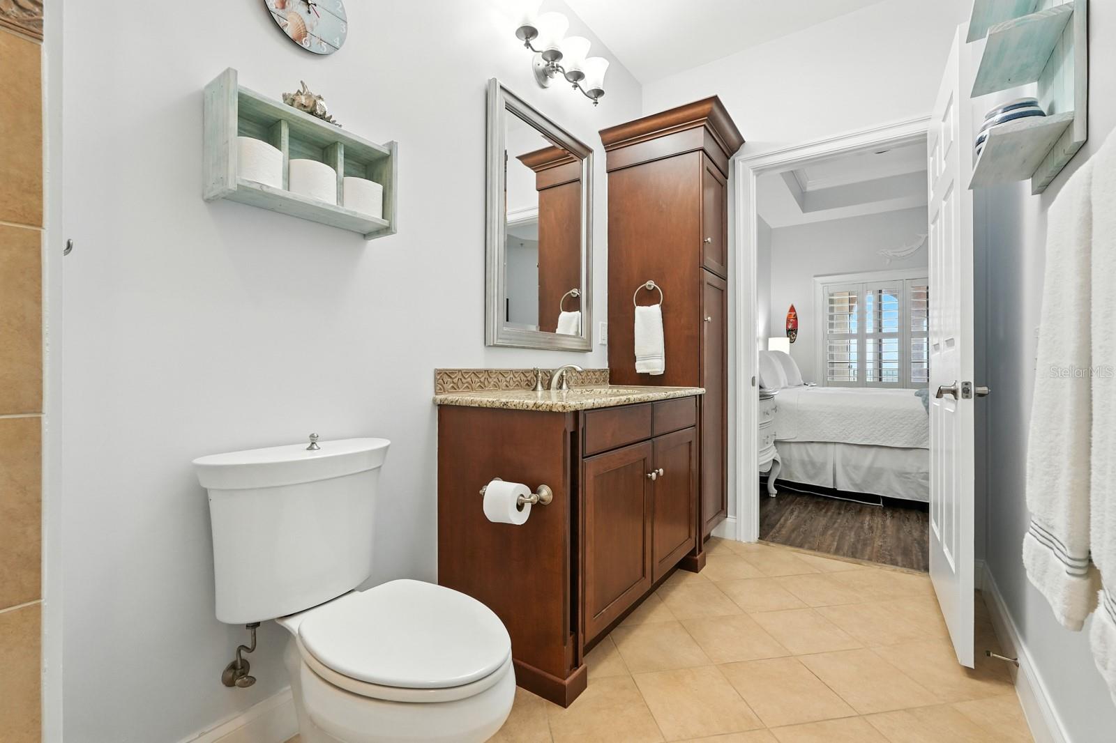 Image 45 of 74 For 200 Ocean Crest Drive Unit 655
