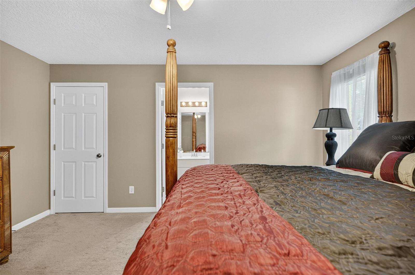 Image 30 of 65 For 8 Fawn Lane A