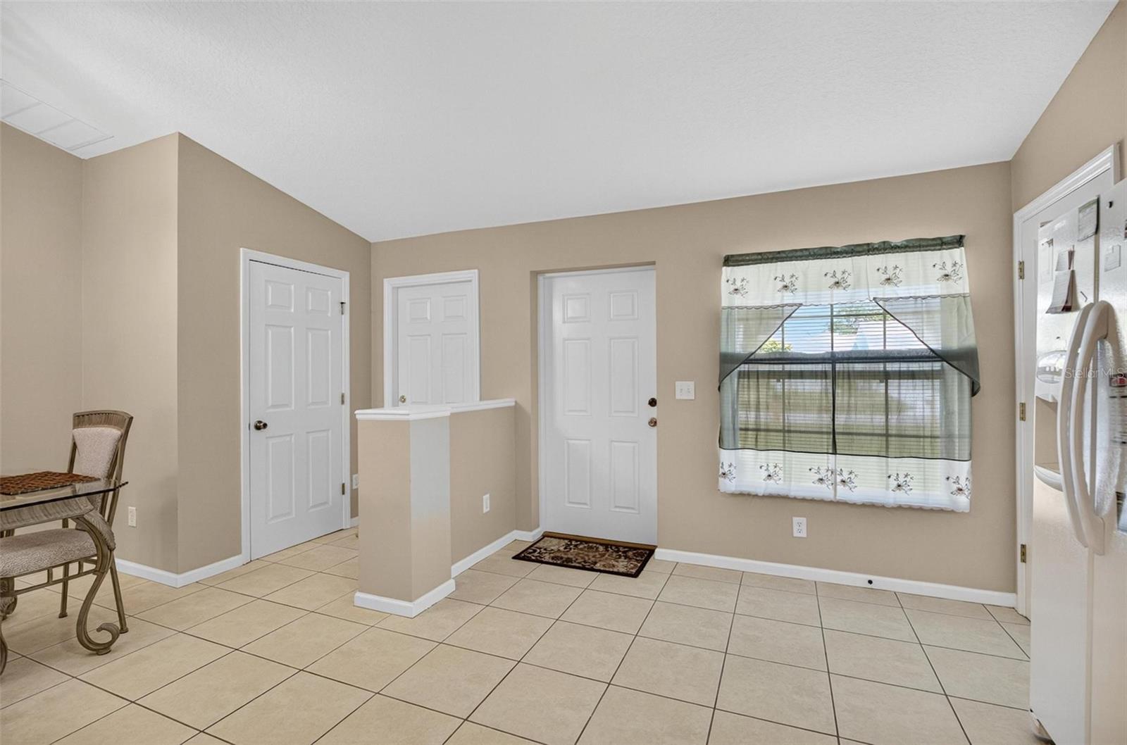 Image 6 of 65 For 8 Fawn Lane A