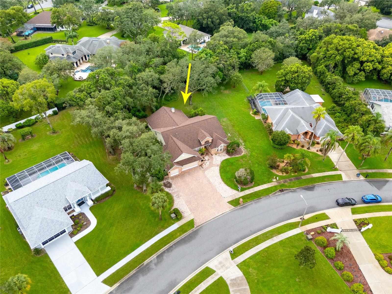 Image 4 of 60 For 18739 Bascomb Lane