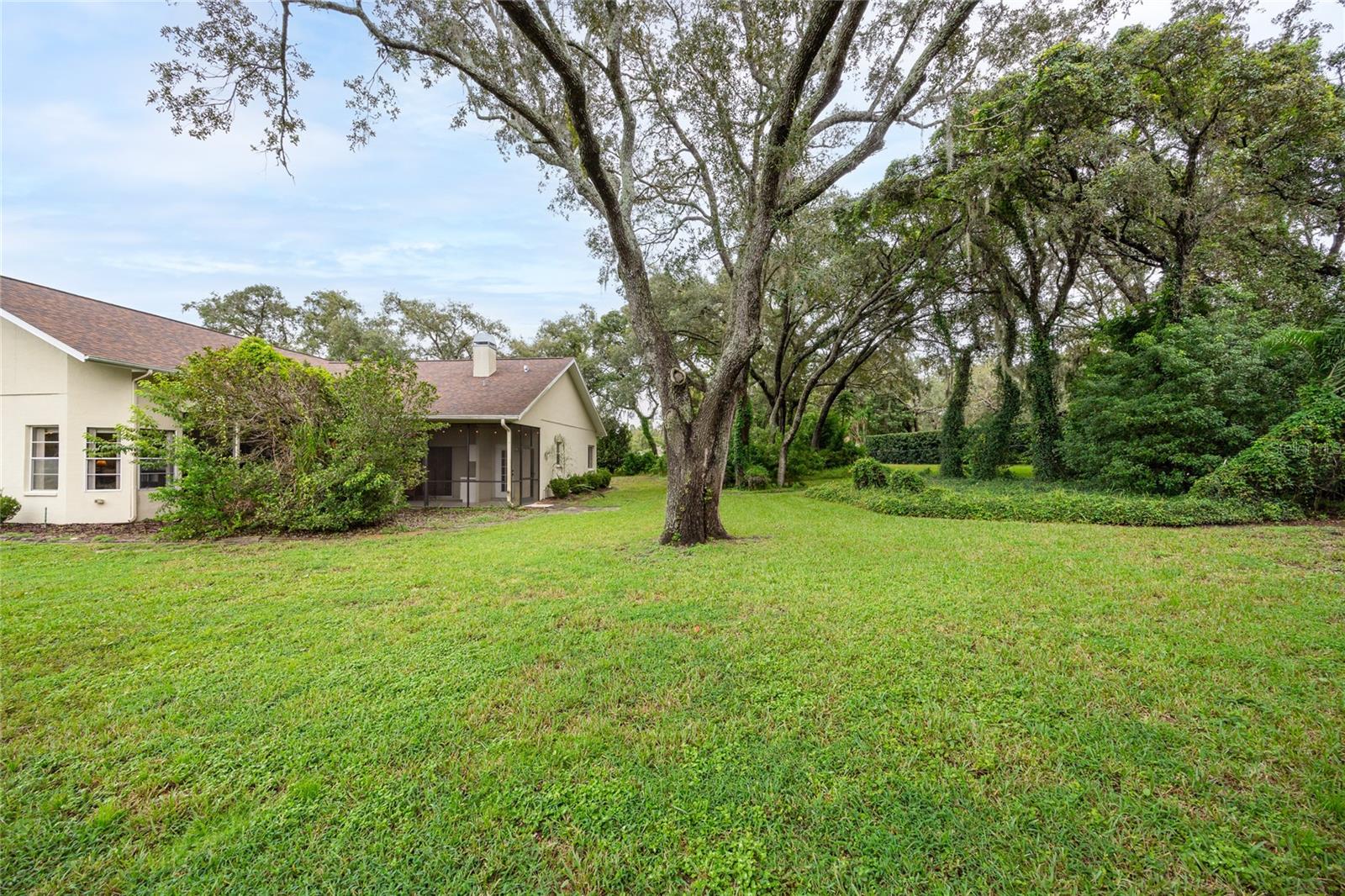 Image 46 of 60 For 18739 Bascomb Lane