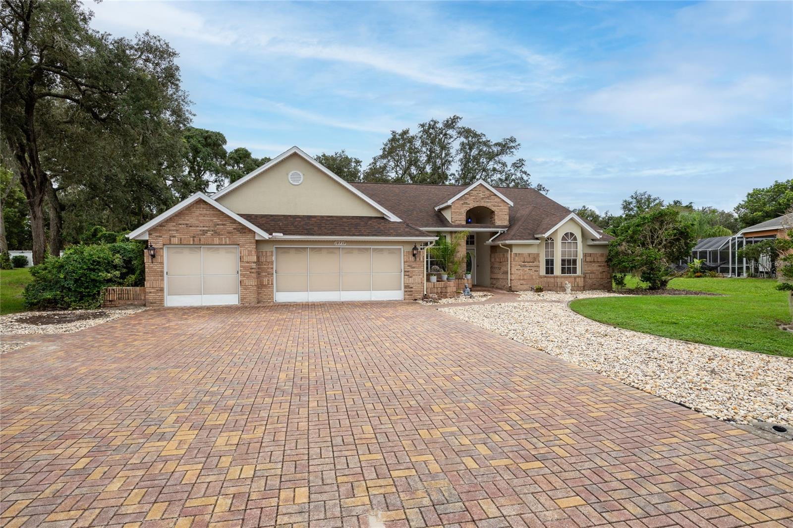 Image 6 of 60 For 18739 Bascomb Lane
