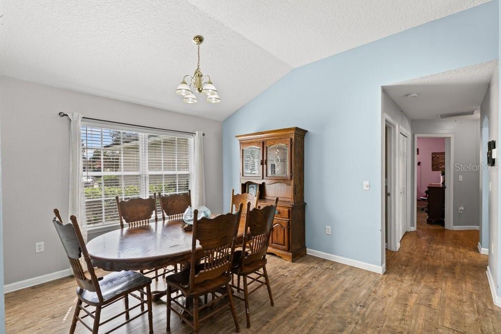 Image 10 of 50 For 1725 Summer Ridge Court