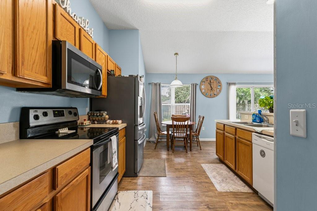 Image 13 of 50 For 1725 Summer Ridge Court