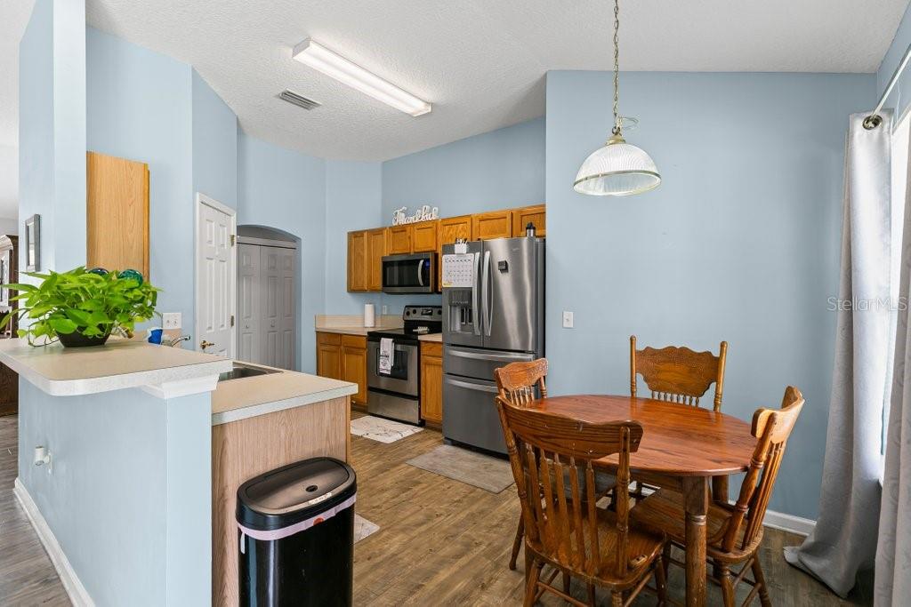Image 17 of 50 For 1725 Summer Ridge Court