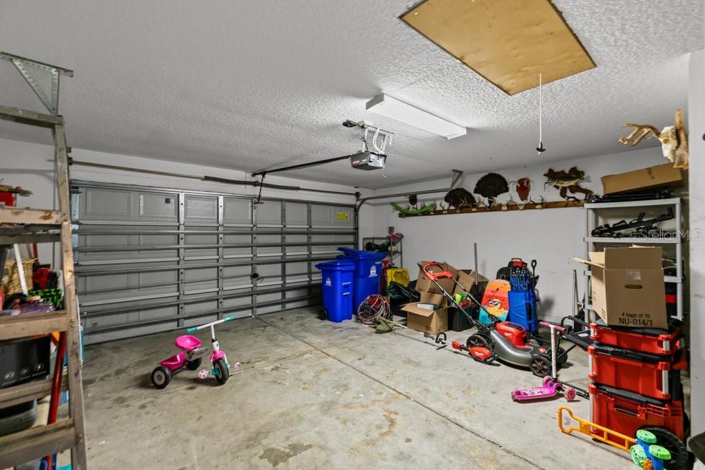 Image 35 of 50 For 1725 Summer Ridge Court