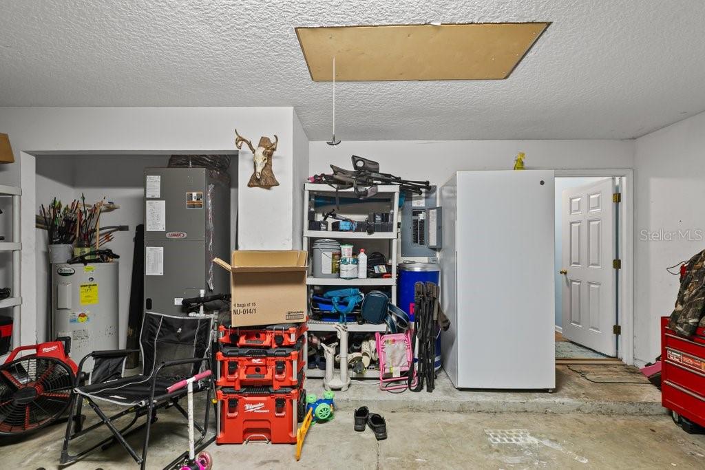 Image 36 of 50 For 1725 Summer Ridge Court