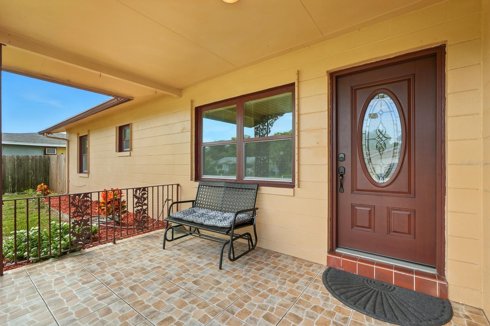 Image 3 of 33 For 622 Easy Street