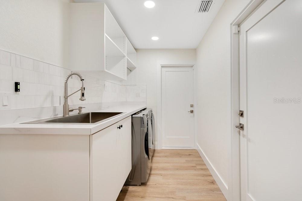 Image 11 of 37 For 4 Sea Hawk Drive