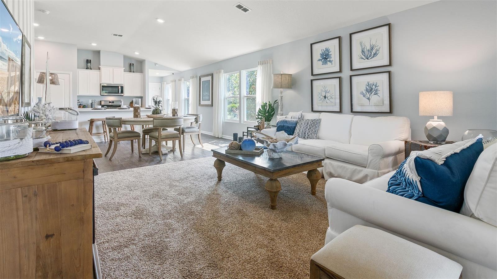 Image 13 of 60 For 585 Orellana Road