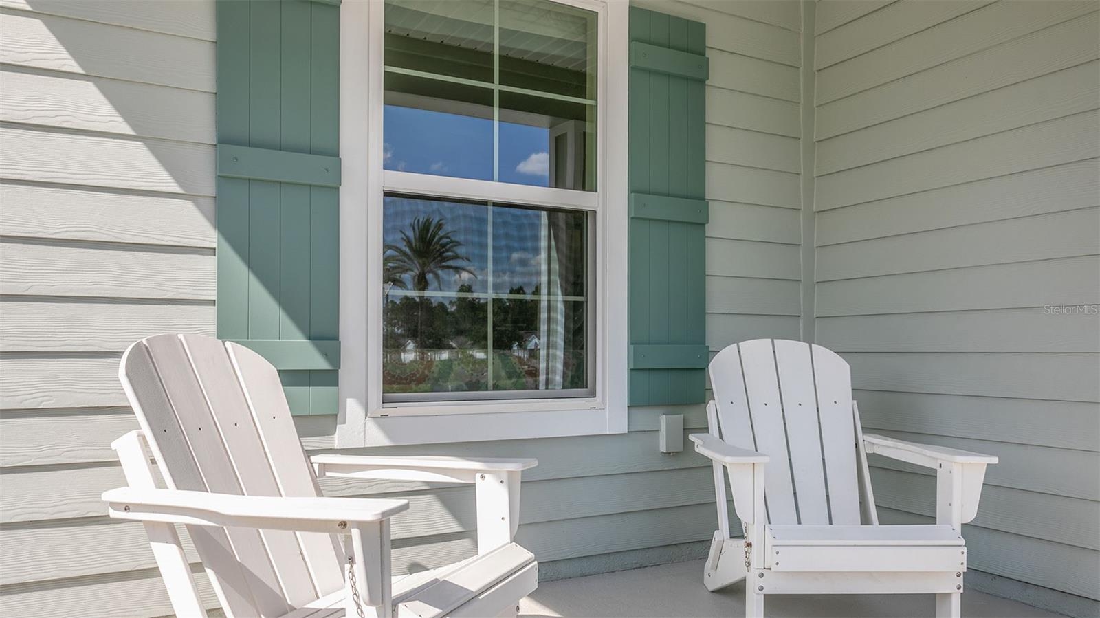Image 3 of 60 For 585 Orellana Road