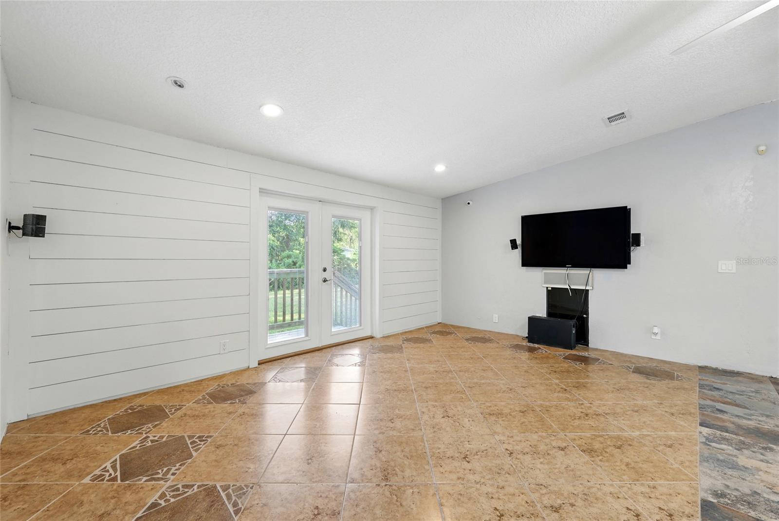 Image 5 of 31 For 6449 San Pietro Isle