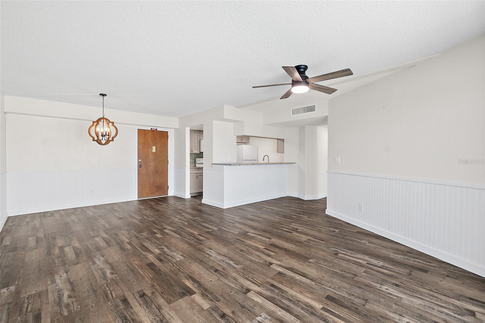Image 10 of 28 For 3600 Ocean Shore Boulevard 613