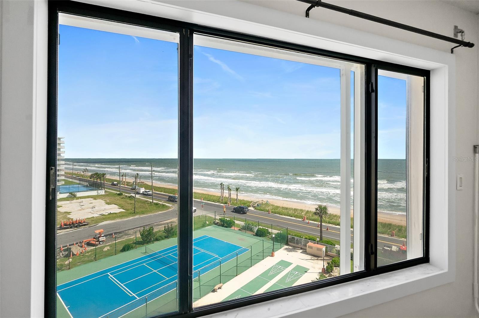 Image 18 of 28 For 3600 Ocean Shore Boulevard 613