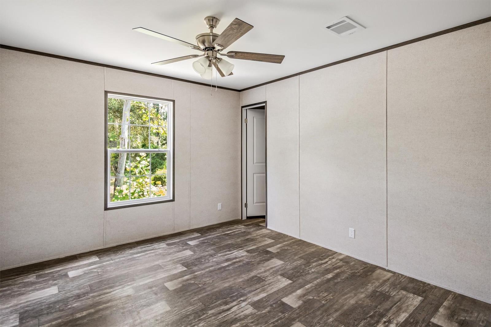 Image 16 of 28 For 2705 Sandlewood Lane