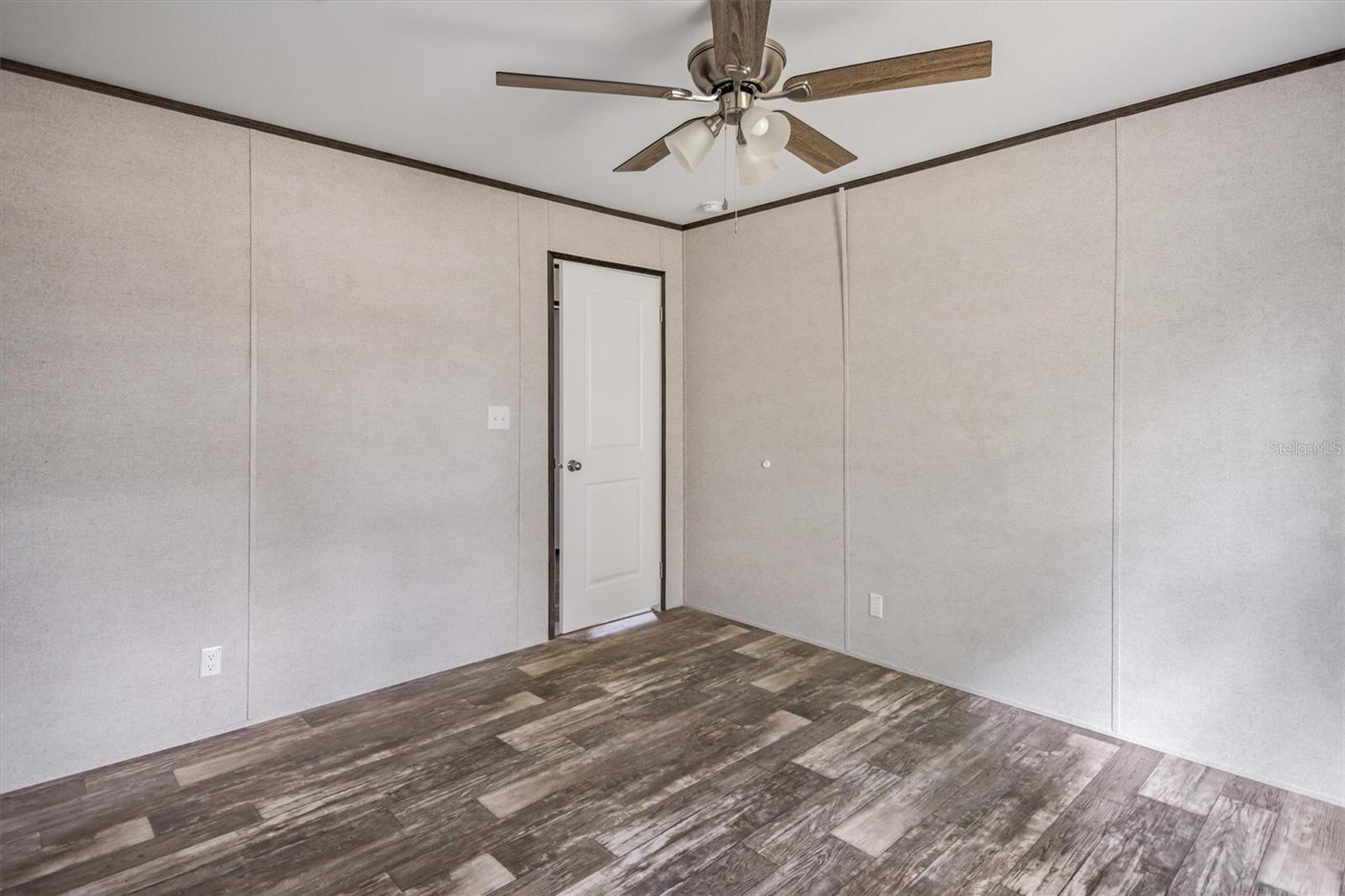 Image 17 of 28 For 2705 Sandlewood Lane