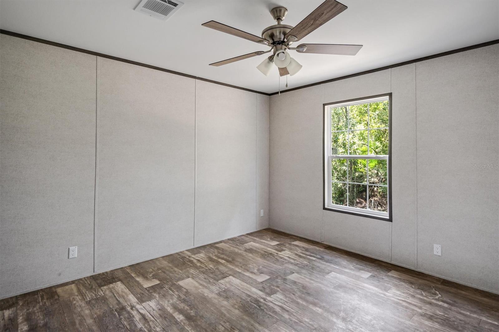 Image 19 of 28 For 2705 Sandlewood Lane