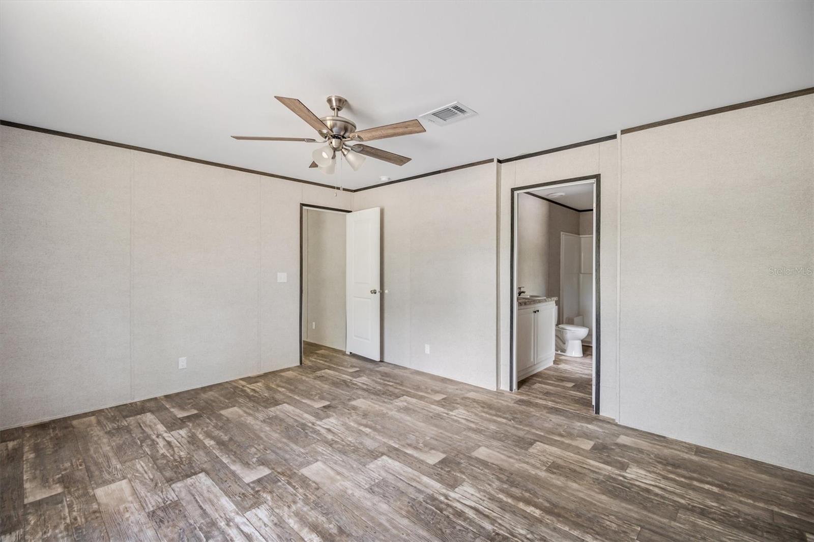 Image 22 of 28 For 2705 Sandlewood Lane