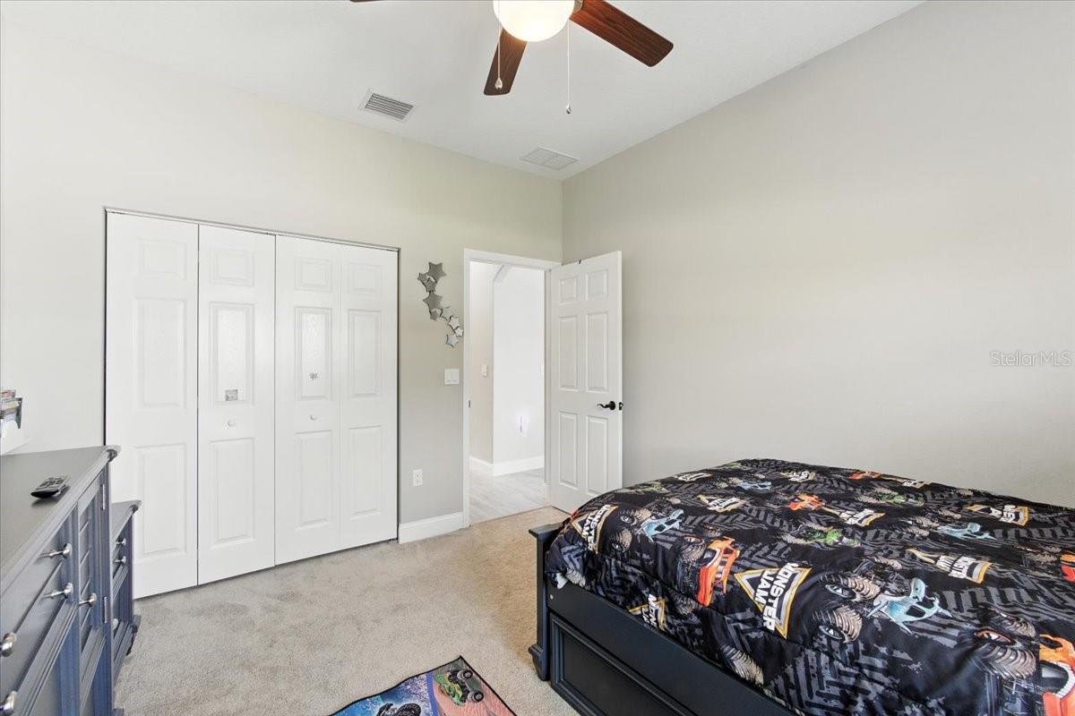 Image 38 of 52 For 27 Collingdale Court