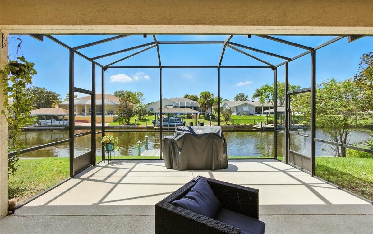 Image 42 of 52 For 27 Collingdale Court