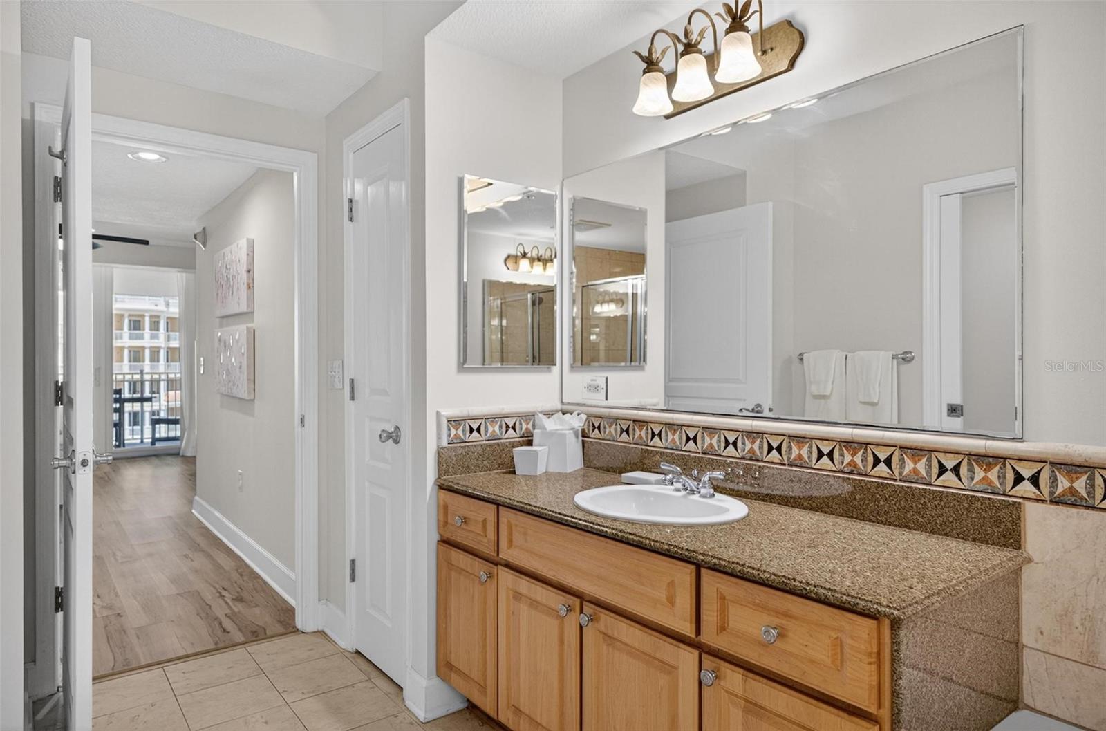 Image 28 of 82 For 200 Ocean Crest Drive 606