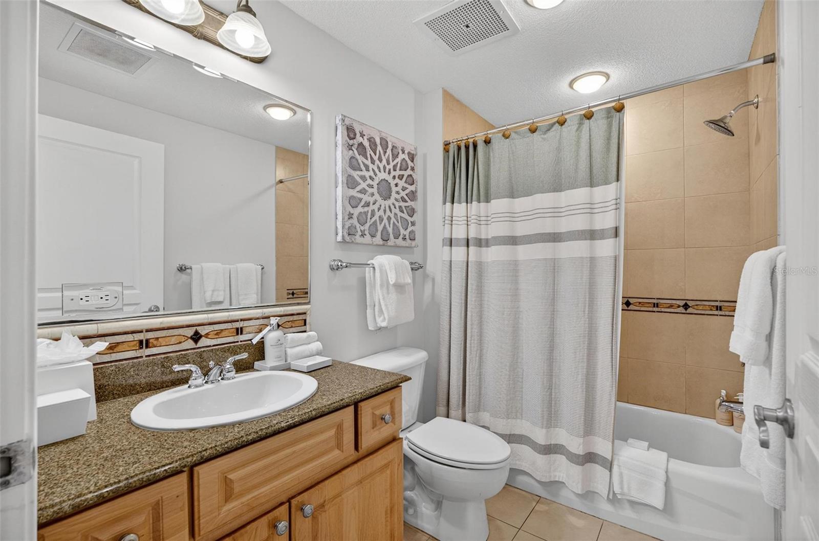 Image 50 of 82 For 200 Ocean Crest Drive 606
