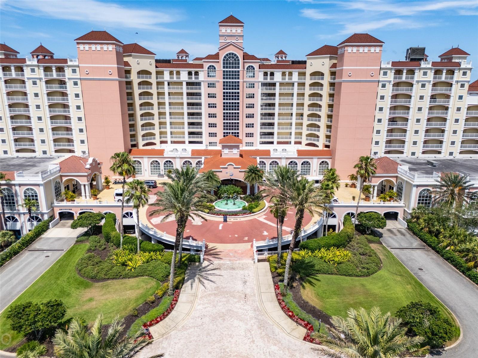 Image 52 of 82 For 200 Ocean Crest Drive 606