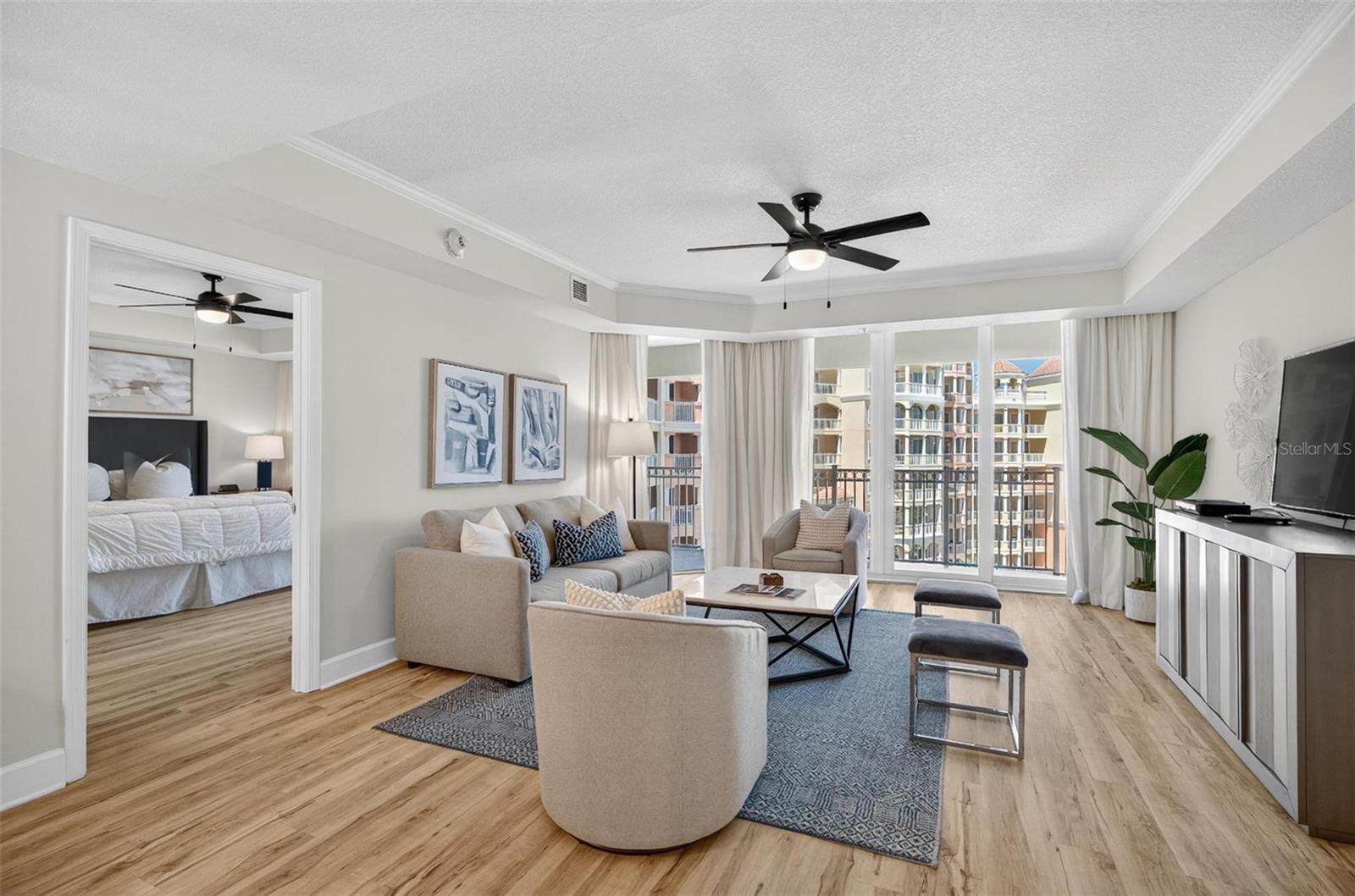 Image 6 of 82 For 200 Ocean Crest Drive 606