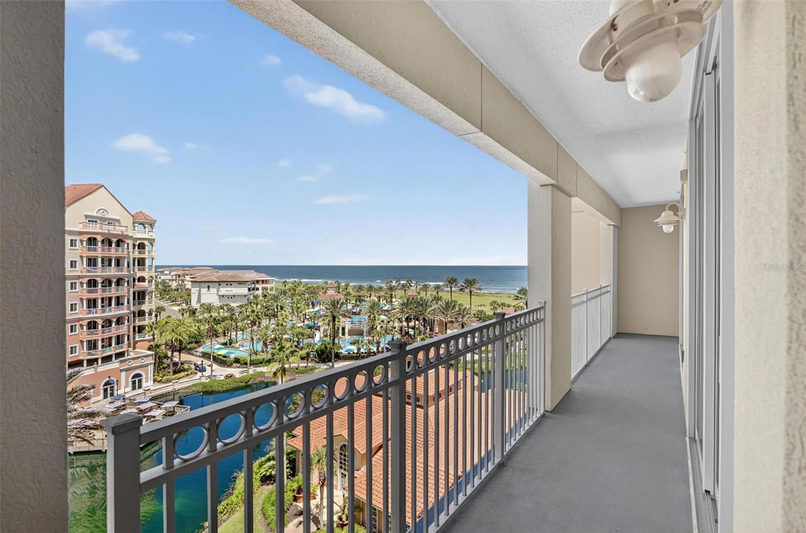 Image 8 of 82 For 200 Ocean Crest Drive 606