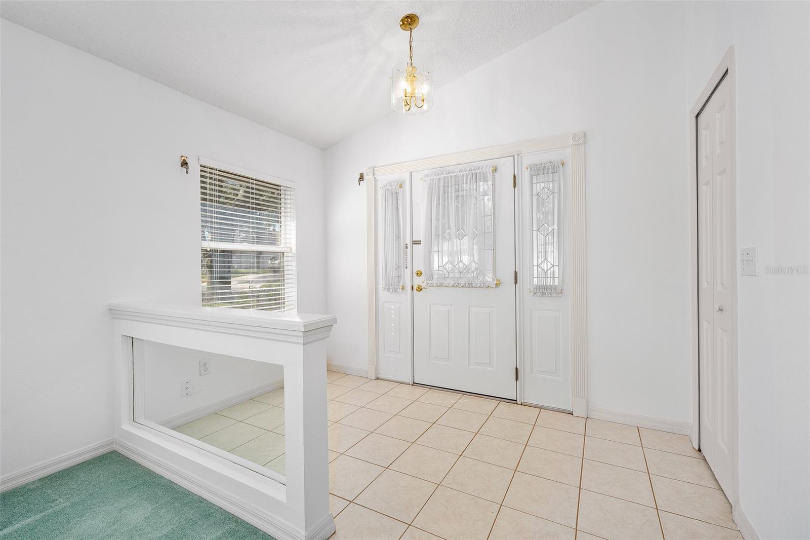 Image 13 of 50 For 965 Countryside West Boulevard