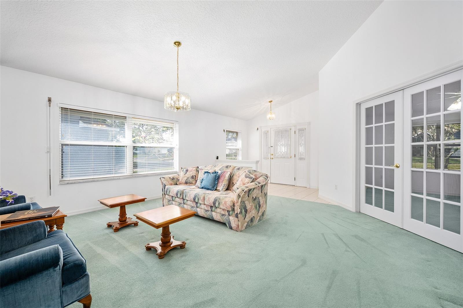 Image 22 of 50 For 965 Countryside West Boulevard