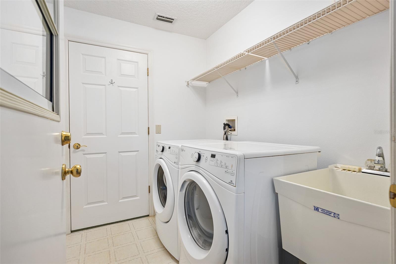 Image 29 of 50 For 965 Countryside West Boulevard