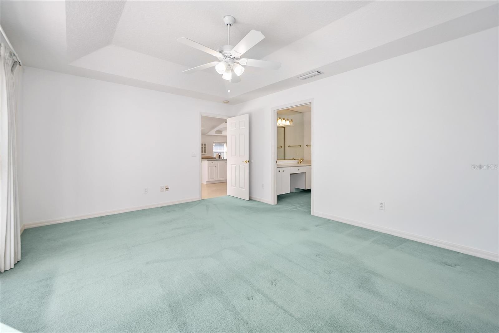 Image 32 of 50 For 965 Countryside West Boulevard