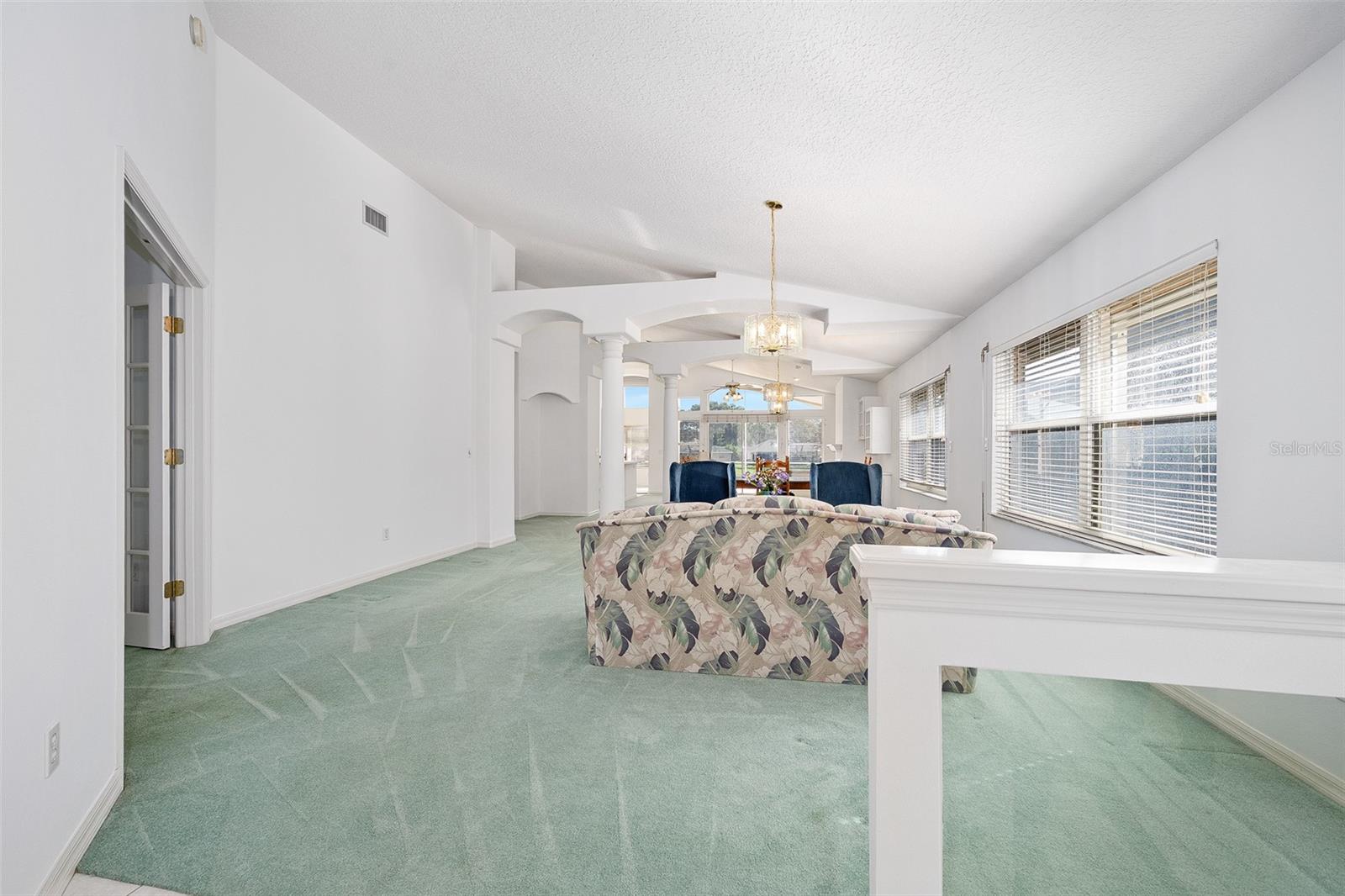 Image 42 of 50 For 965 Countryside West Boulevard