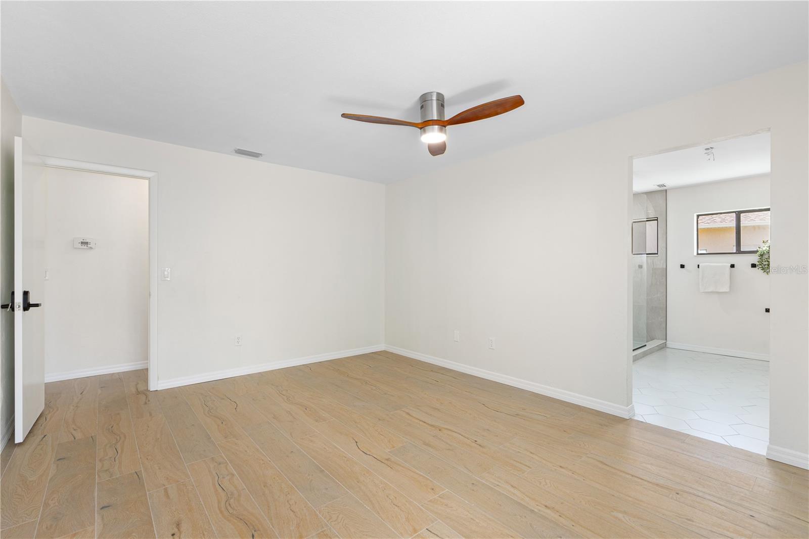 Image 14 of 35 For 62 Folcroft Lane
