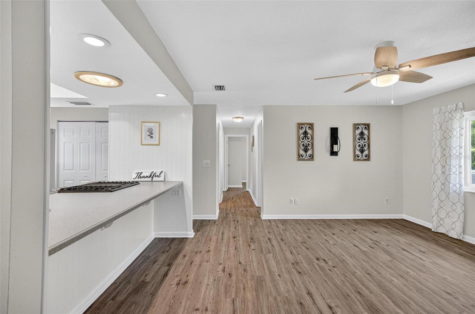 Image 45 of 95 For 1 Claridge Court S