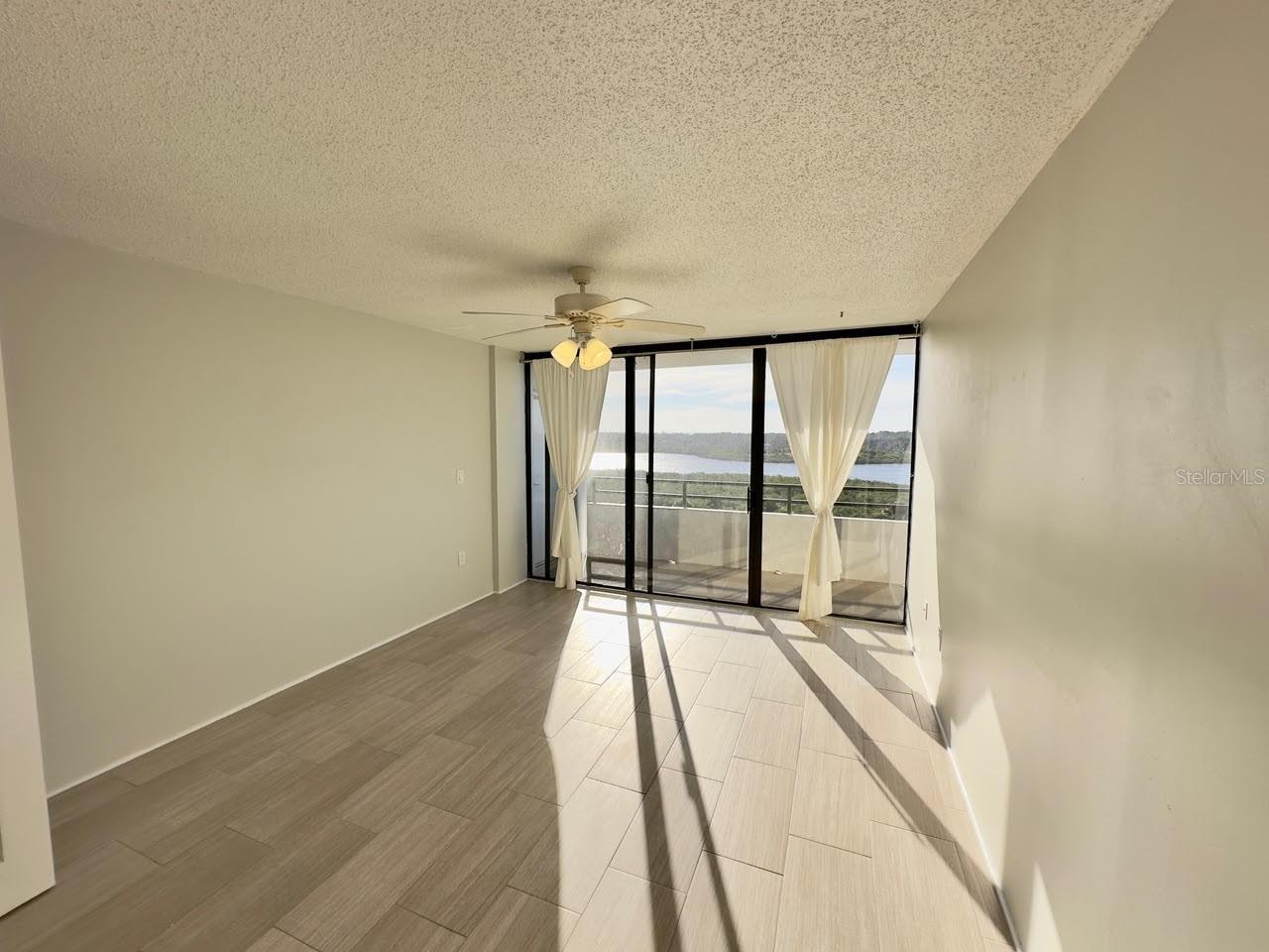 Image 13 of 26 For 1601 Central Avenue 404