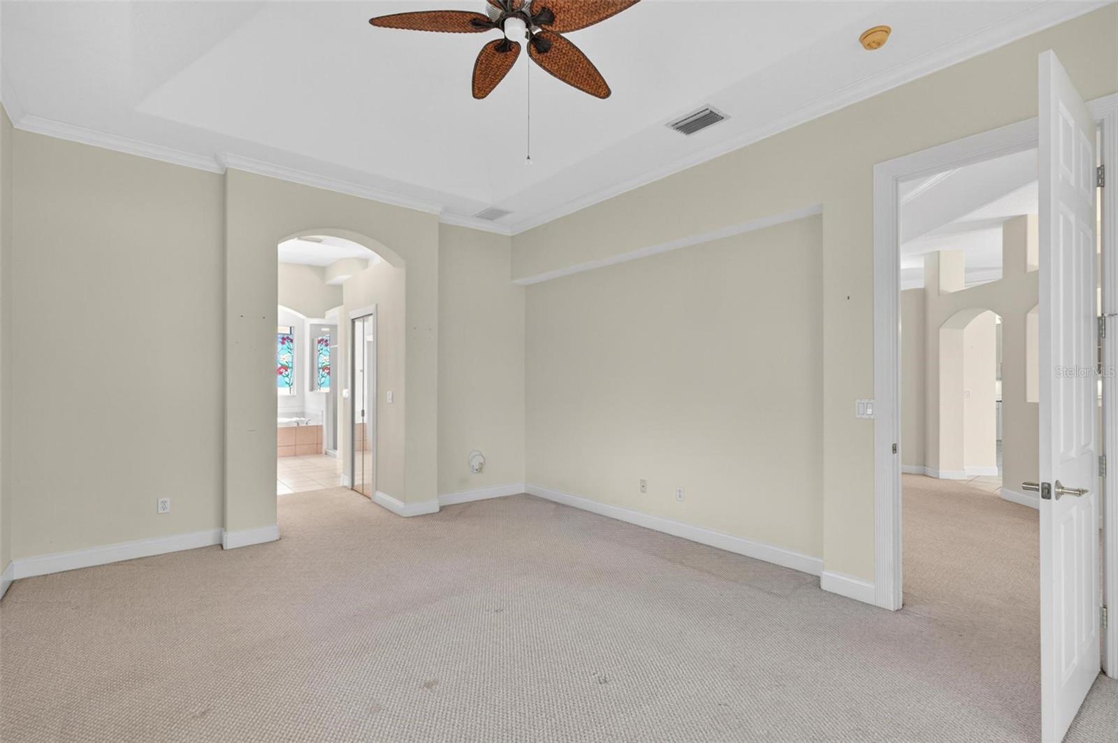 Image 15 of 87 For 17 Grandview Drive