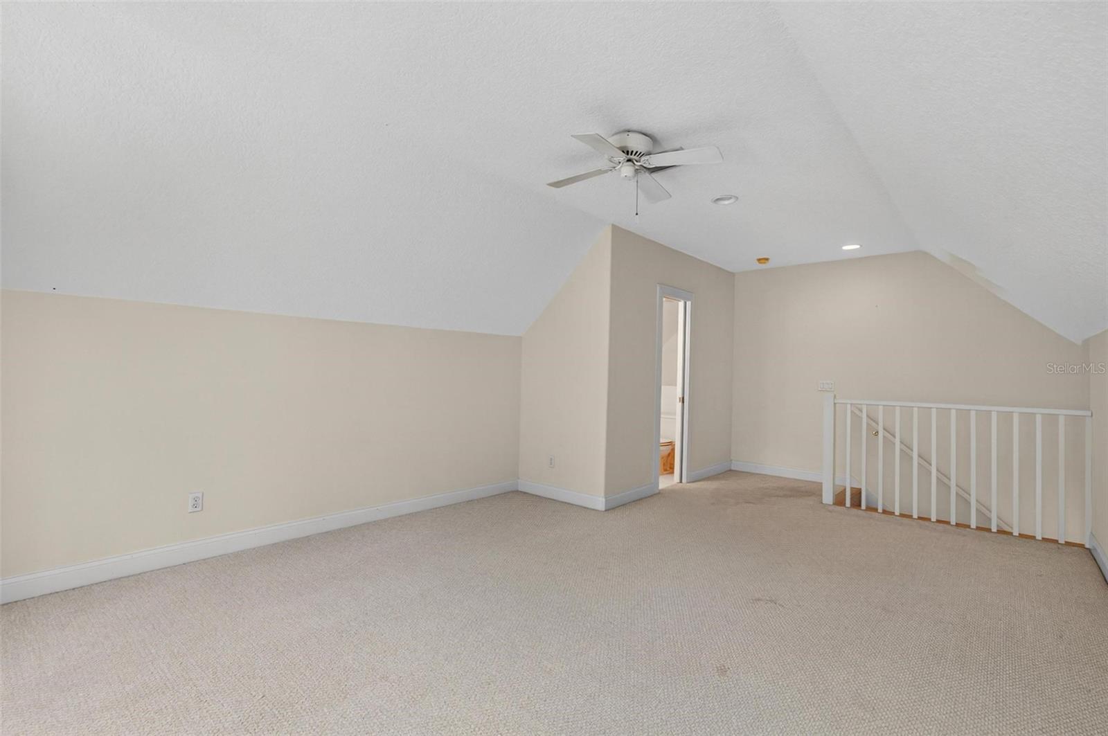Image 65 of 87 For 17 Grandview Drive