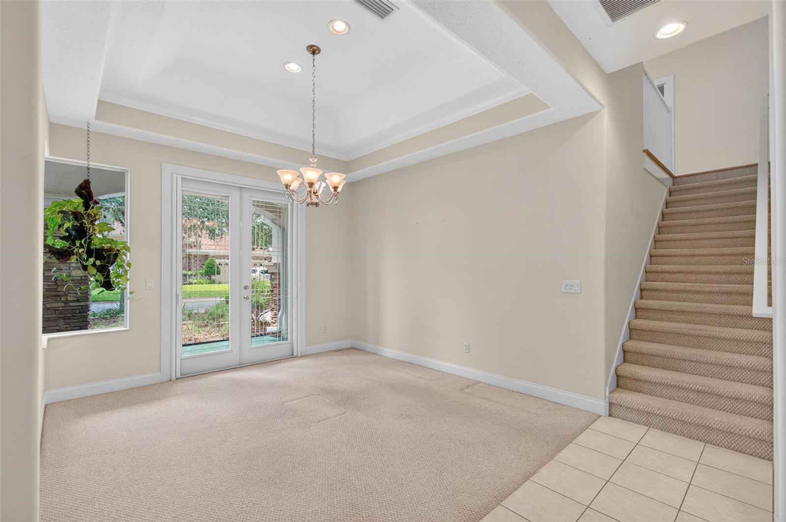 Image 8 of 87 For 17 Grandview Drive